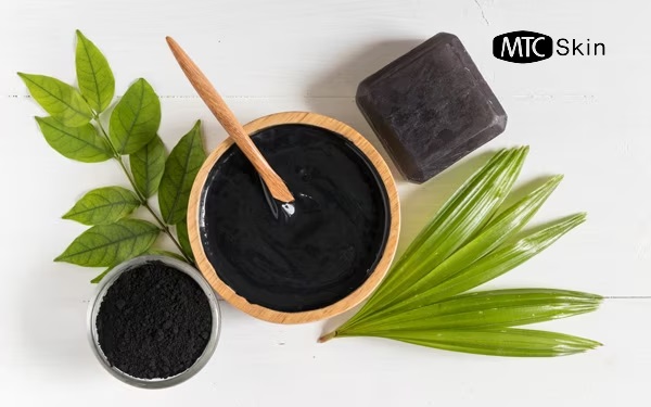Cách sử dụng than hoạt tính chăm sóc da